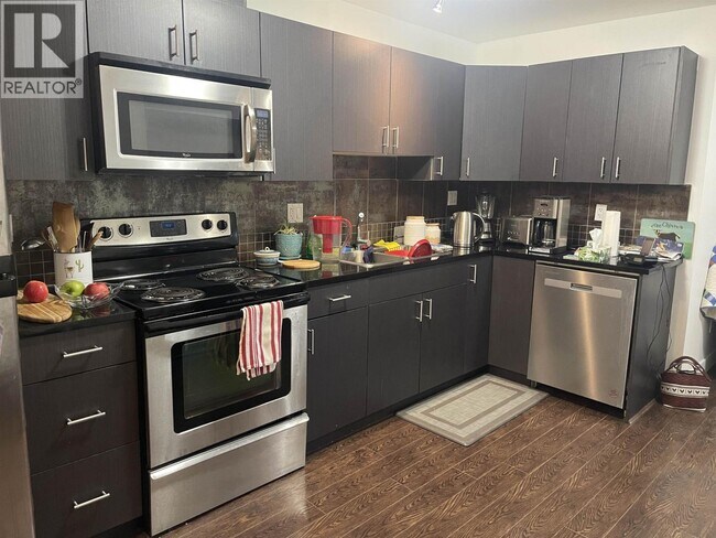 Photo du bâtiment - 2228 Welcher Ave