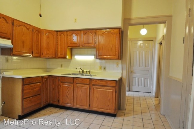 Foto del edificio - 4 br, 2.5 bath House - 933 E. 49th Street