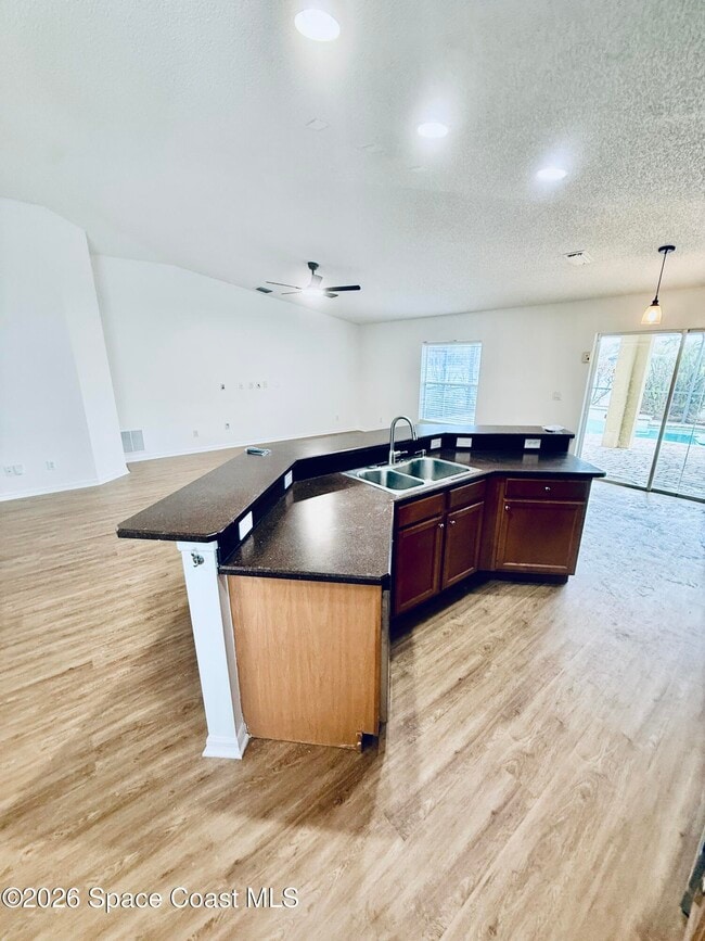 Building Photo - 1183 Brumpton Pl