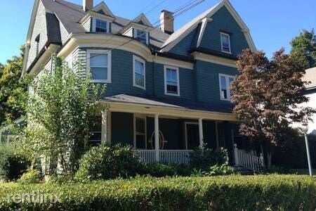 Primary Photo - 1 br, 1 bath Apartment - 40 Washington Park