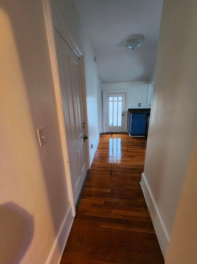 Foto del edificio - 605 N Calhoun St