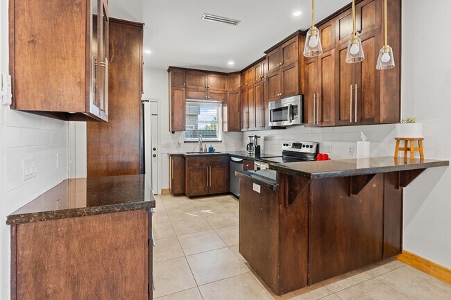 Foto del edificio - 3002 S L Ln