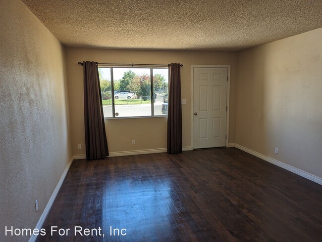 Building Photo - 3 br, 2 bath House - 917 Keegan Ave