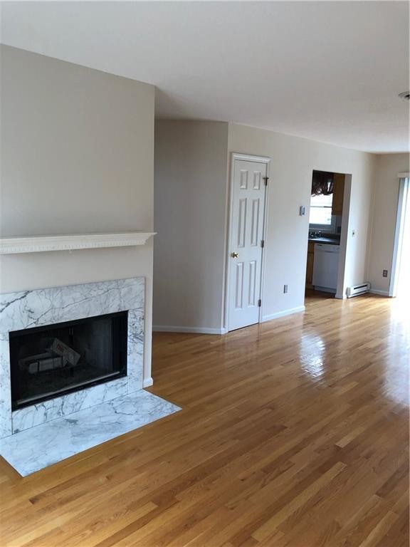 Building Photo - 1 Willow Glen Cir