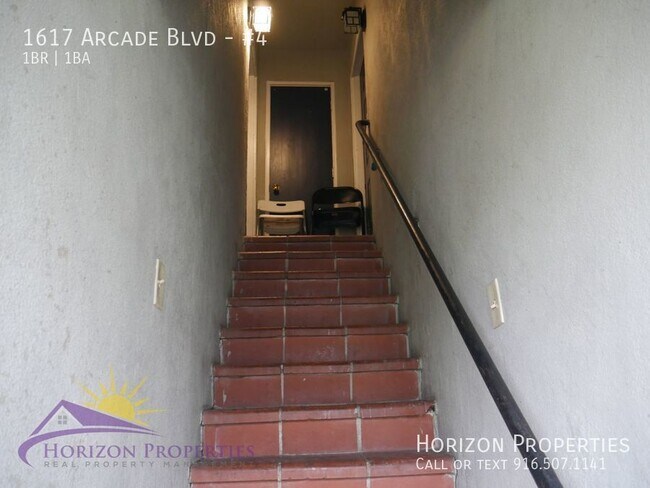 Foto del edificio - 1617 Arcade Blvd