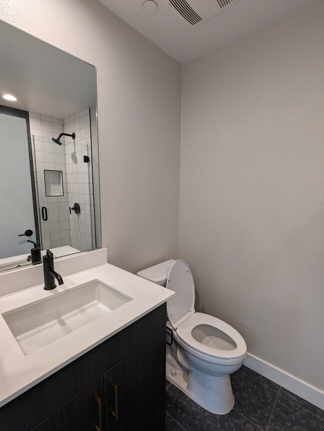 Foto del edificio - 3963 Wattling St