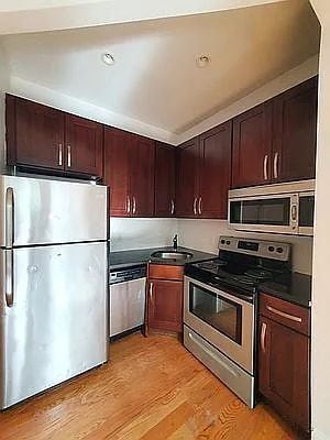 Building Photo - "Charming 2-Bedroom Gem in the Heart of Brooklyn - Your Perfect Urban Retreat!"