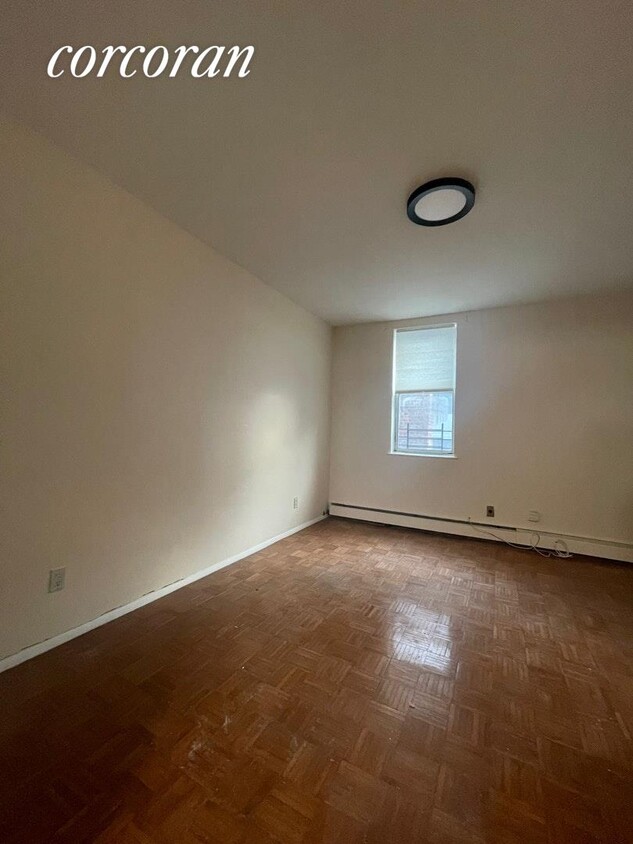 Primary Photo - 161 Lott St