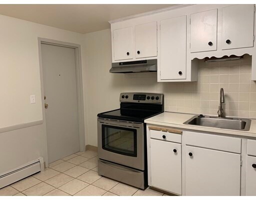 Building Photo - 37 Montvale Ave