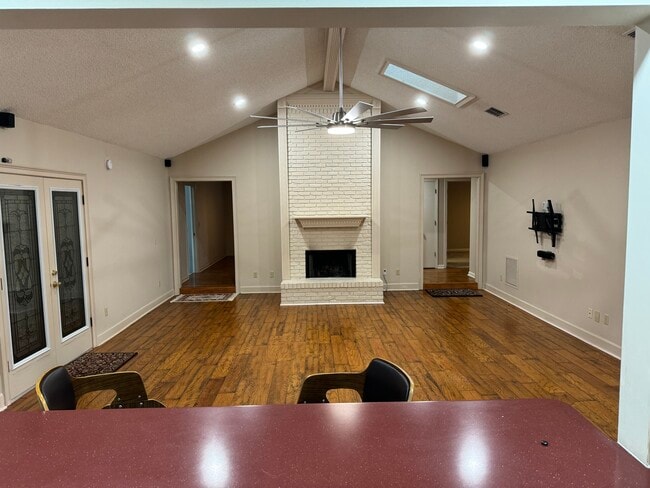 Building Photo - 1778 Bayside Blvd