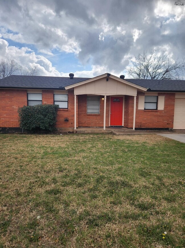 Building Photo - 4103 Mustang St