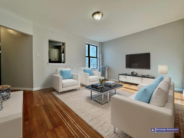 Foto principal - 3 bedroom in NEW YORK NY 10032