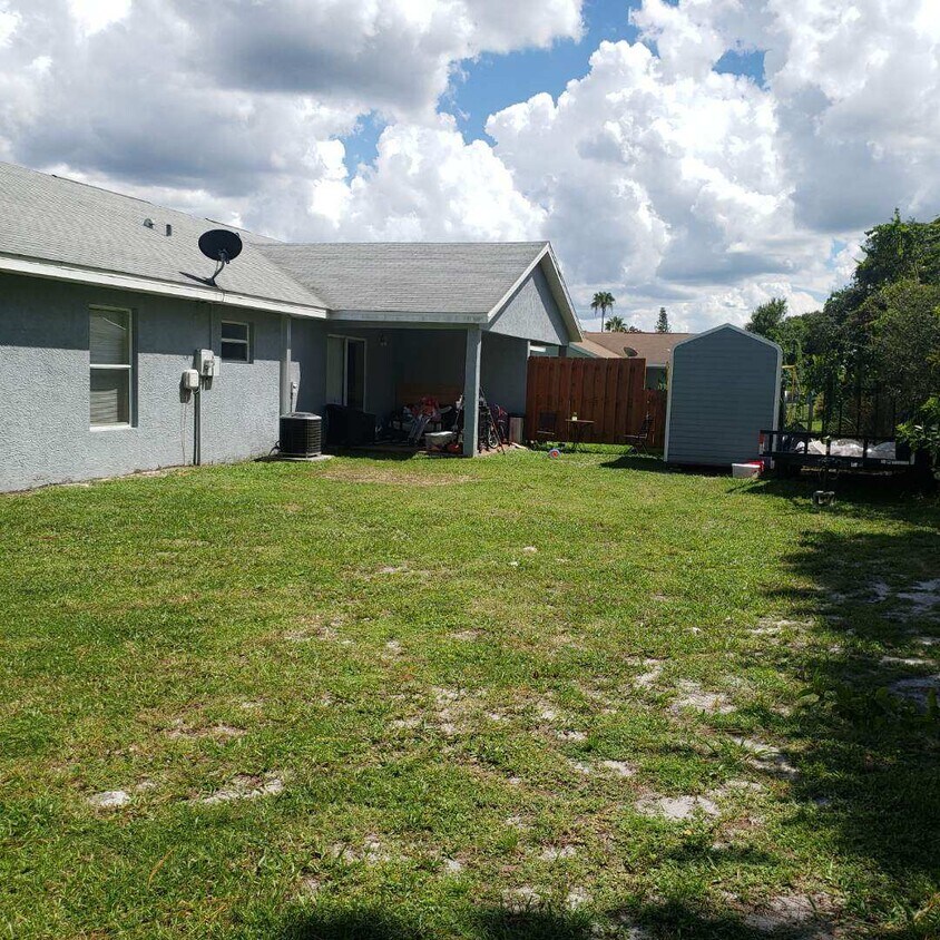 Foto del edificio - 31266 Fernway St