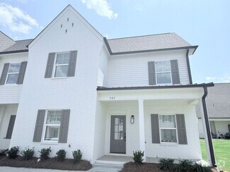 Building Photo - 525 Rosewood Ln