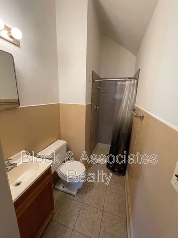 Foto del edificio - 133 E Academy St