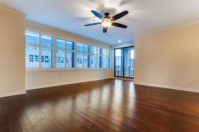 Foto del edificio - 1200 Main St