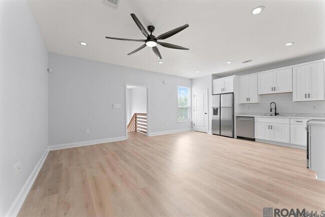 Foto del edificio - 1714 Tricou St