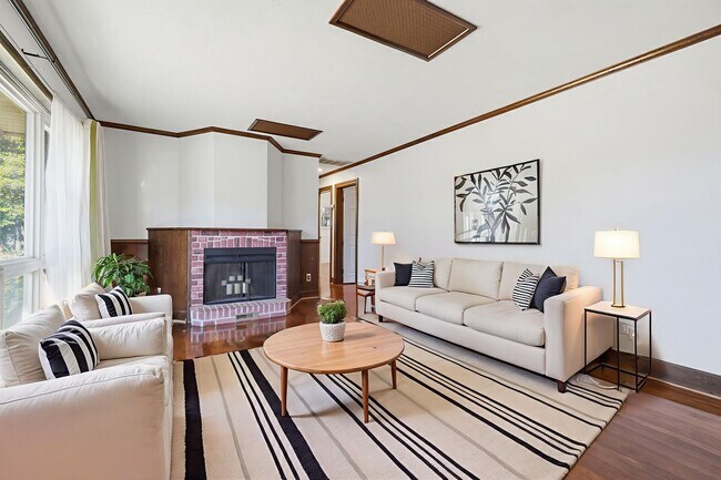 Foto del edificio - 3 bedroom ranch home in Portsmouth