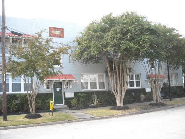 Building Photo - 1806 Hadley St