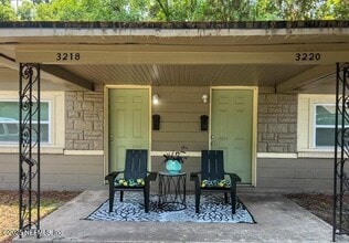 Building Photo - 3220 Myra St