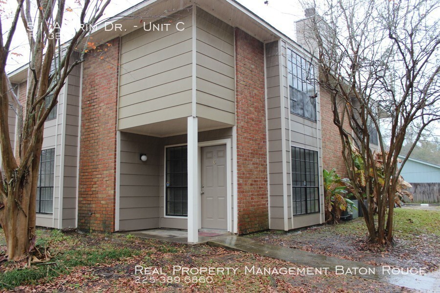 Primary Photo - Townhome near Sharp Ln.