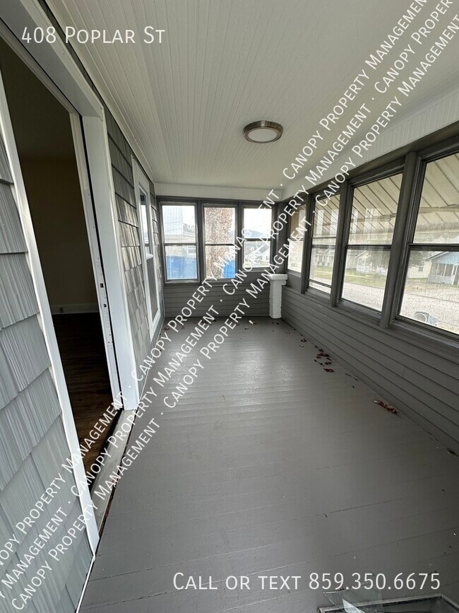 Foto del edificio - 408 Poplar St
