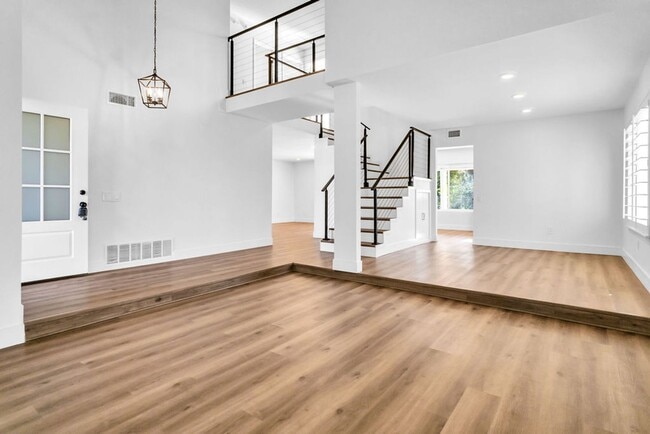 Foto del edificio - Beautiful single family home in Rancho Penasquitos! Available immediately!