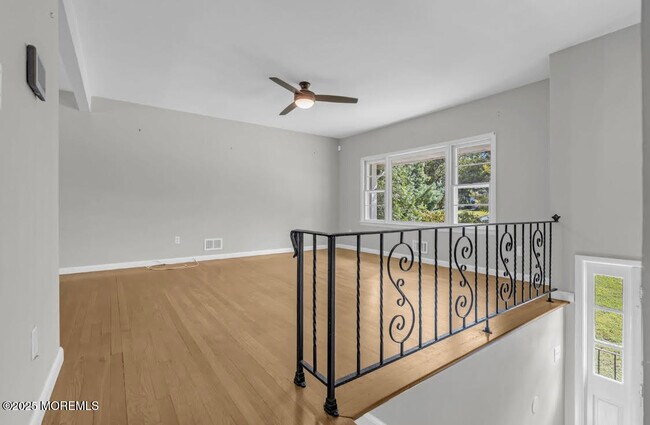 Foto del edificio - 333 Chandler Rd
