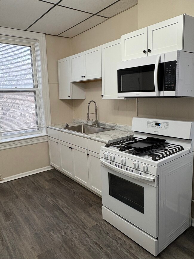 Foto del edificio - 3411 Winnebago St