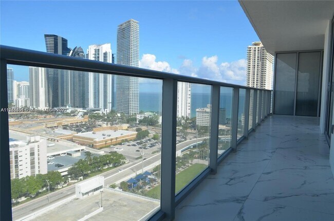 Building Photo - 300 Sunny Isles Blvd