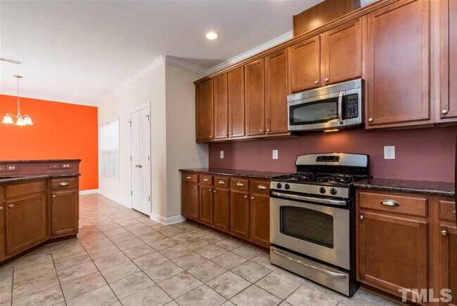 Foto del edificio - 714 Keystone Park Dr