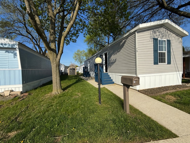 Building Photo - 79 Third St. Unit 79