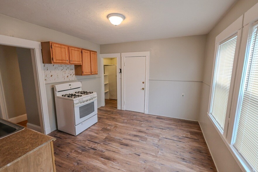 Primary Photo - 1 Shafter St