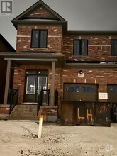 Building Photo - 20 Lipscott Dr