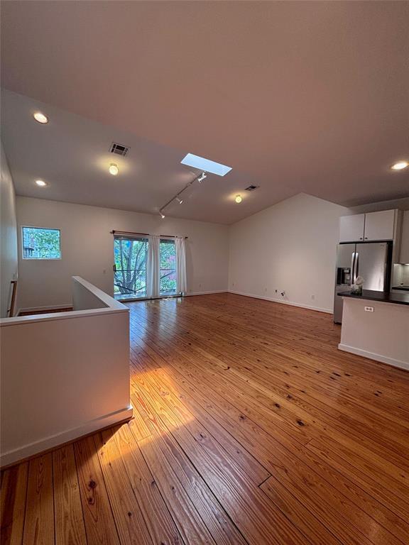 Foto principal - 5 N Ennis St