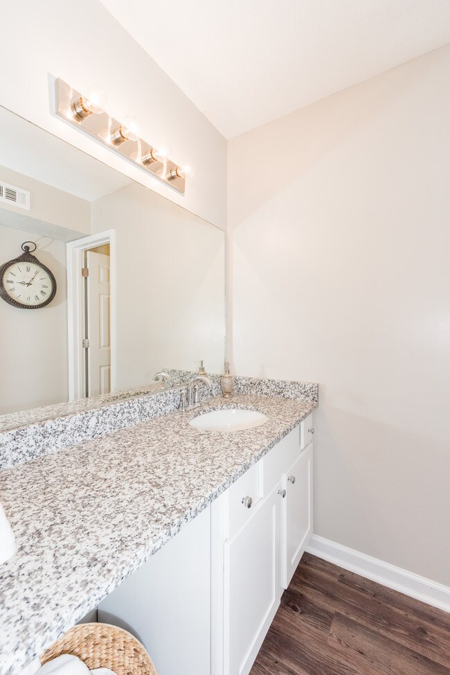 WildForest Apartments Rentals Birmingham, AL