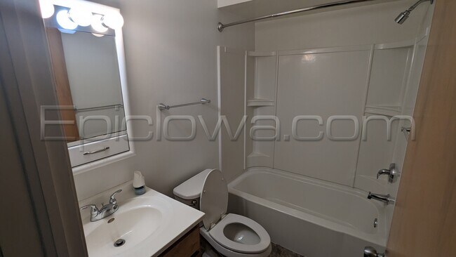 Foto del edificio - 920 F Ave NW