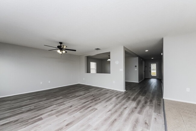 Building Photo - 13548 Pitanga St