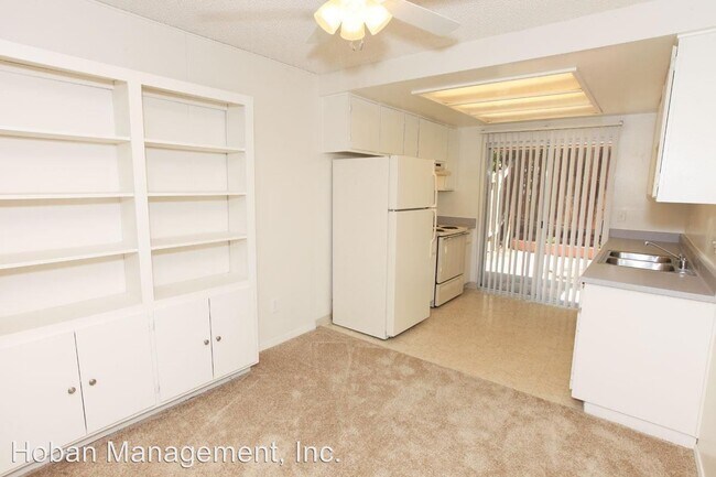 Foto del edificio - 8694 Lemon Ave
