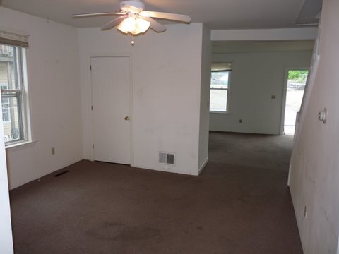 Building Photo - 6 Spring St