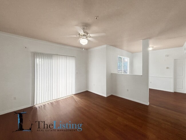 Foto del edificio - 3714 Palm Desert Ln