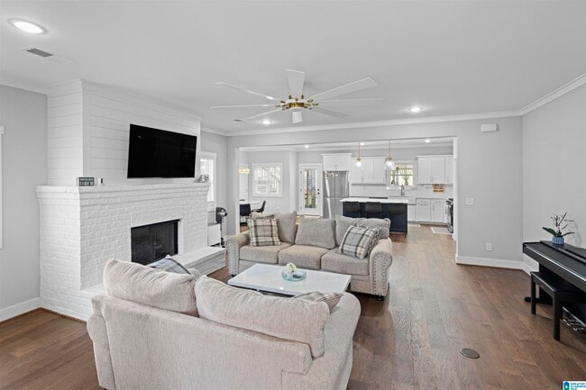 Building Photo - 2024 Adams Ridge Dr