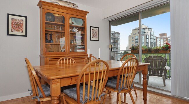 Photo du bâtiment - Kerrisdale B