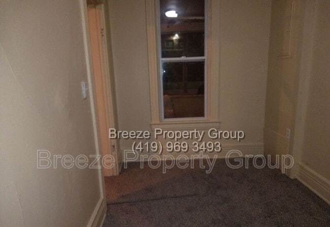 Building Photo - 3130 Stickney Ave