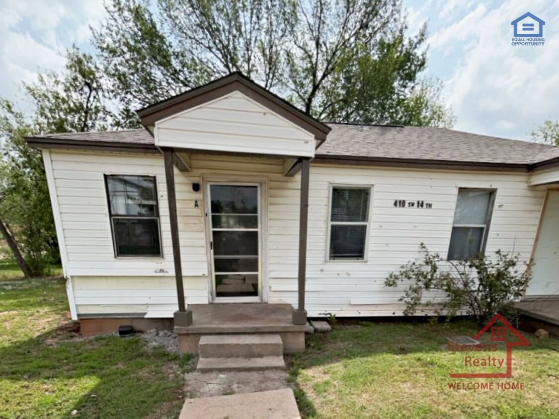 Primary Photo - 410 SW 14th St