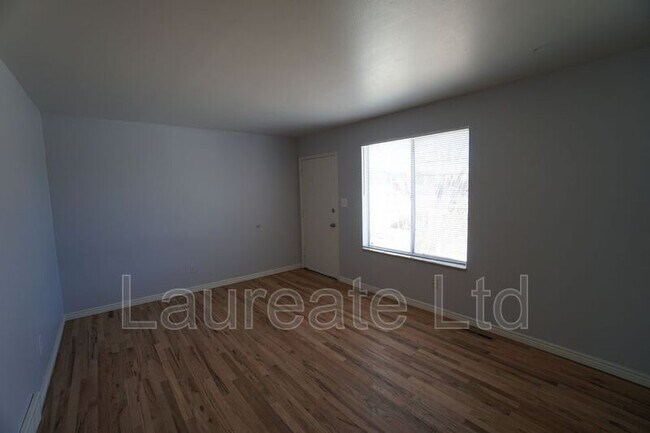 Building Photo - 73 Lima St