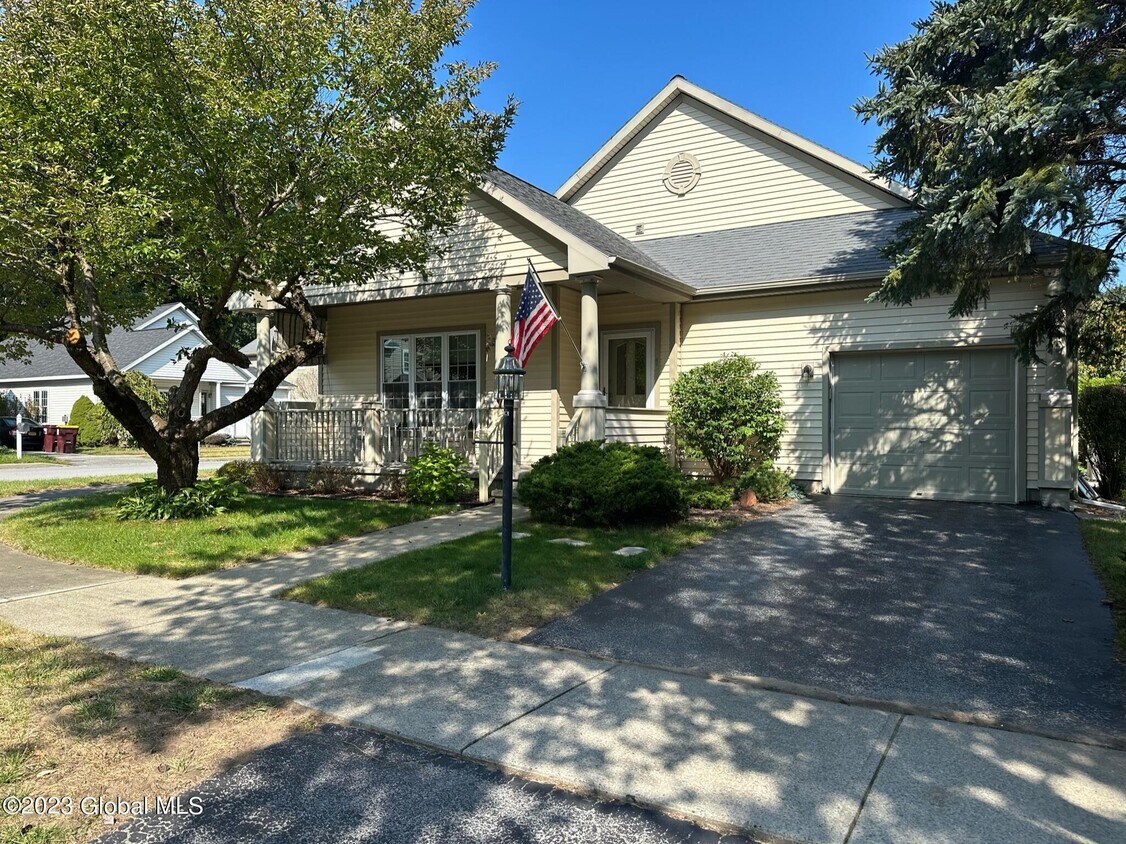 Foto principal - 1 Furlong St