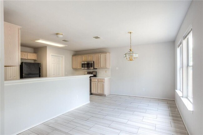 Building Photo - 3501 Sauls Dr
