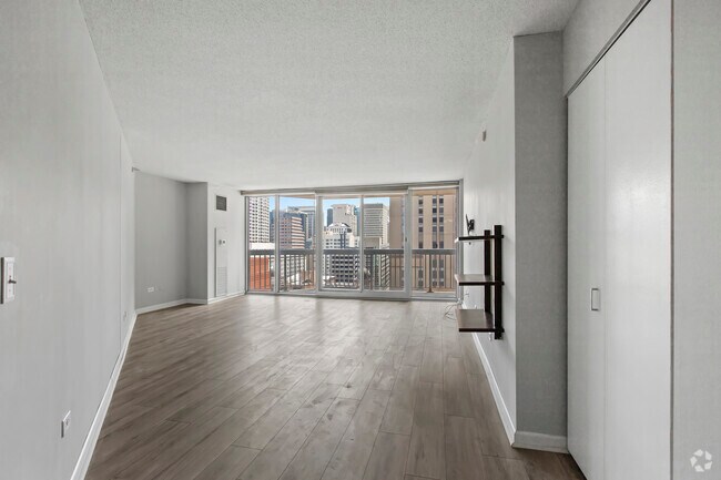 Building Photo - 545 N Dearborn St