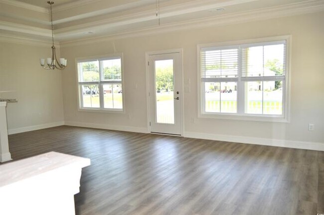 Foto del edificio - 61 Hallandale Ln